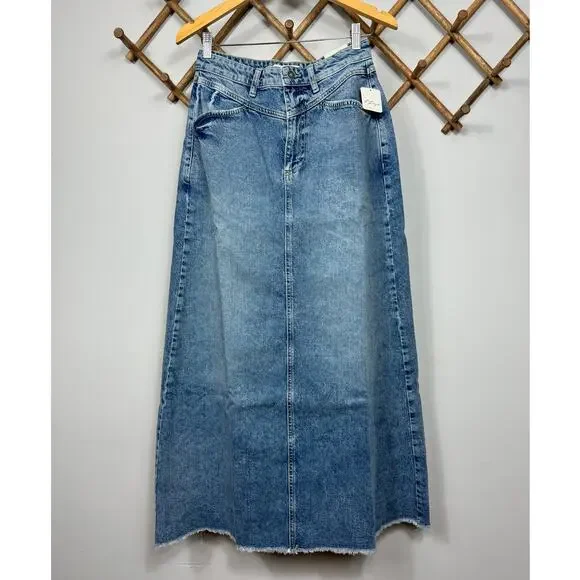 New Free People Come As You Are Denim Maxi Skirt in Medium Indigo Women's Size 2 - Picture 3 of 10